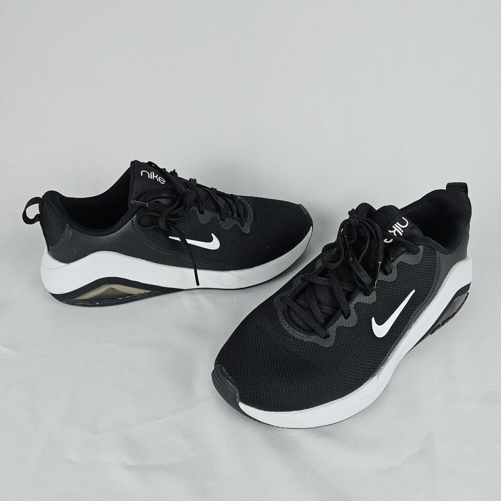 Nike Air Zoom Bella 7 Black and White Training Shoes Women Size 9 FZ1689-003